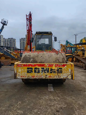 Gebrauchtes Bomag BW-217D-Straßenwalzen mit 30% Grade-Ability in gutem Zustand