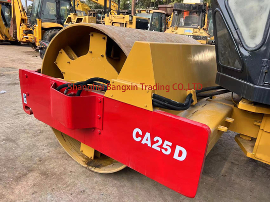 Second-Hand Dynapac CA30 CA25 Verdichter mit Dieselmotor und EPA/CE-Zertifizierung
