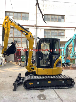 Kleinmaschinenbau CAT 304 Minibagger in gutem Zustand