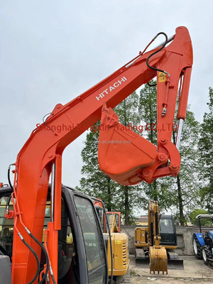 Hitachi ZX60 Bagger aus Japan mit 0,25 Eimer Kapazität und 7 Tage Lieferzeit