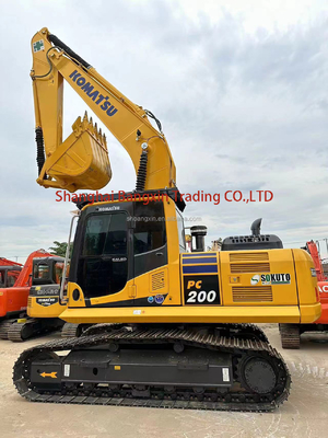 700 Arbeitsstunden Gebrauchtes Komatsu PC200-8 Bagger mit kostenlosem Versand und Baggerbehälter
