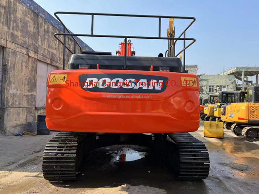 Gebrauchtes Doosan DX300LC-9C Bagger mit fortschrittlicher Technologie und leistungsstarker Leistung