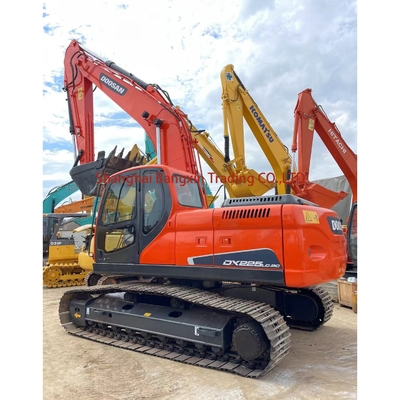2021 Doosan DX225LC Gebrauchtbagger in gutem Zustand mit Original-Hydraulikzylinder