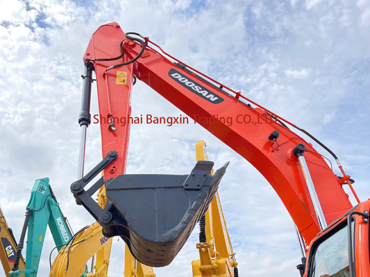 2021 Doosan DX225LC Gebrauchtbagger in gutem Zustand mit Original-Hydraulikzylinder