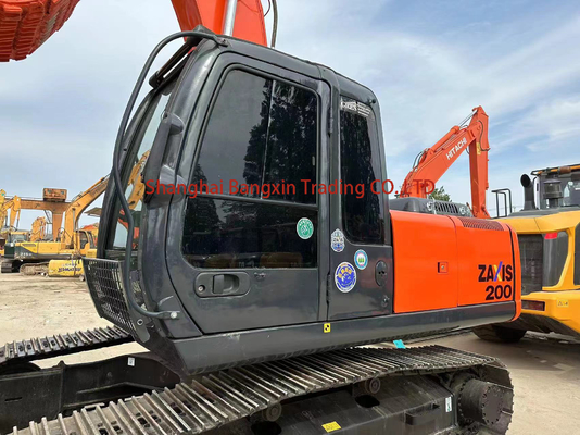 Gebrauchtes Hitachi ZX200-HHE Bagger mit Original-Hydraulikzylinder