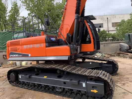Schwere Baumaschine Doosan Dx300 Gebrauchtbagger mit Ersatzteilen