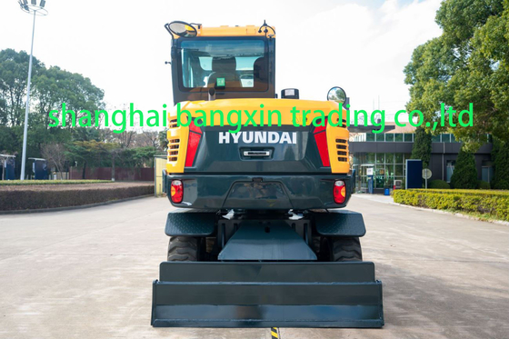 Günstiges Gebraucht-Hyundai HW60 Bagger mit Cummins-Motor in gutem Zustand