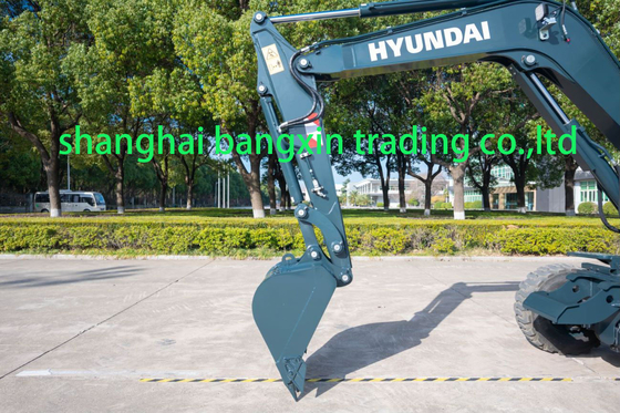 Günstiges Gebraucht-Hyundai HW60 Bagger mit Cummins-Motor in gutem Zustand