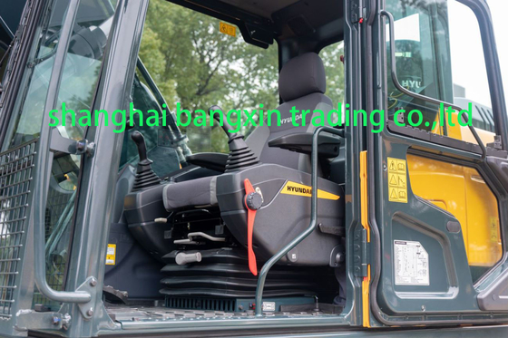 Erschwinglicher Original Hydraulischer Zylinder Gebraucht Bagger Hyundai HX220L mit 7 Tage Zeit