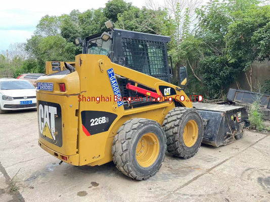 Kleine Maschine mit Schieberegler CAT 226 mit hoher Leistung und hydraulischer Stabilität bei